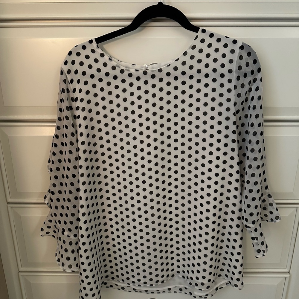 EUC women’s Calvin Klein polka dot flair sleeve top